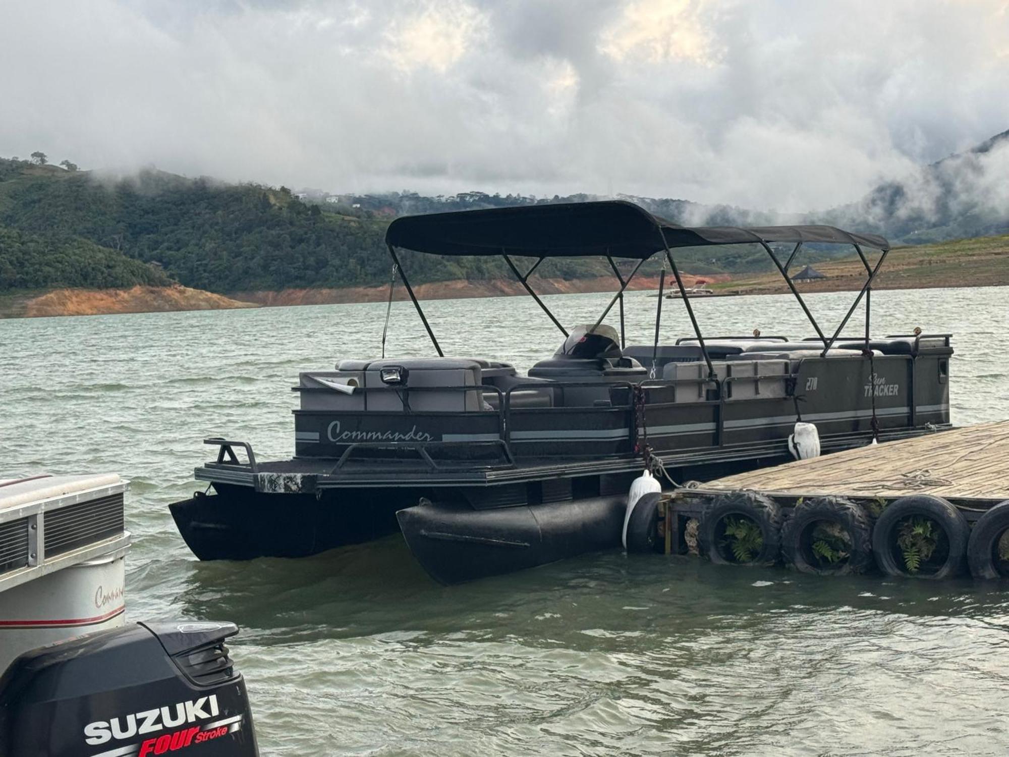 Hotel Maca Lago كاليما المظهر الخارجي الصورة